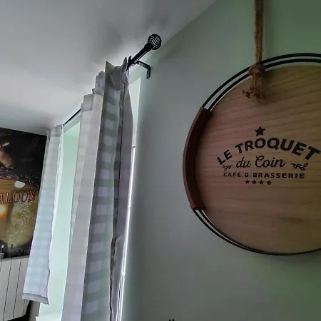 L'aéroport Du Château-embarquement Pour 7 Personnes Appartamento